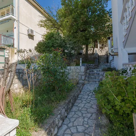 Διαμέρισμα Einzigartiges Mit Grandiosen Meerblick, Pool, Bbq Und Nur 700 Meter Zum