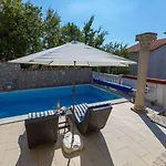 公寓 Einzigartiges Mit Grandiosen Meerblick, Pool, Bbq Und Nur 700 Meter Zum *