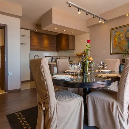 Appartement Einzigartiges Mit Grandiosen Meerblick, Pool, Bbq Und Nur 700 Meter Zum Crikvenica