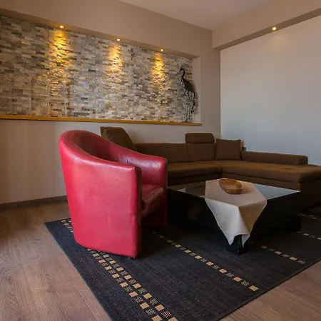 Appartement Einzigartiges Mit Grandiosen Meerblick, Pool, Bbq Und Nur 700 Meter Zum *