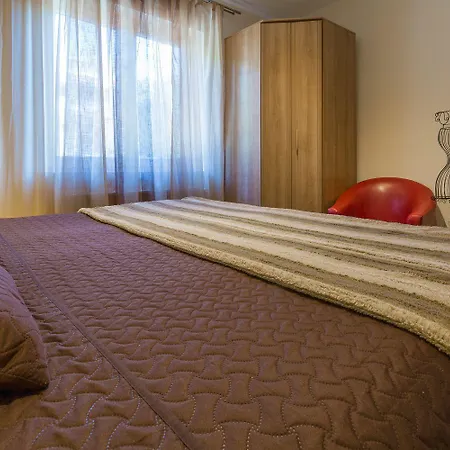 Appartement Einzigartiges Mit Grandiosen Meerblick, Pool, Bbq Und Nur 700 Meter Zum