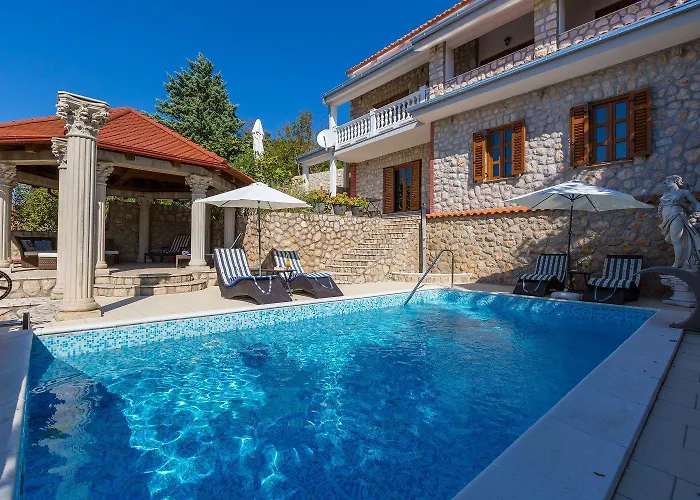 Einzigartiges Mit Grandiosen Meerblick, Pool, Bbq Und Nur 700 Meter Zum *