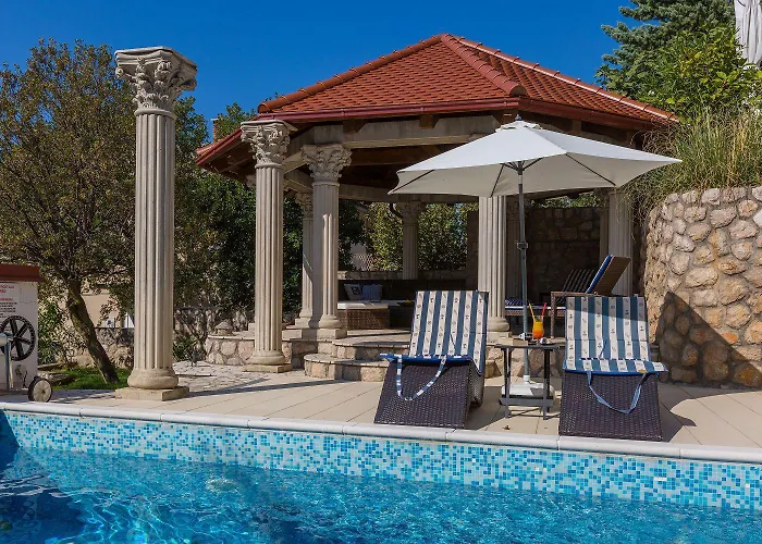 Einzigartiges Mit Grandiosen Meerblick, Pool, Bbq Und Nur 700 Meter Zum Crikvenica