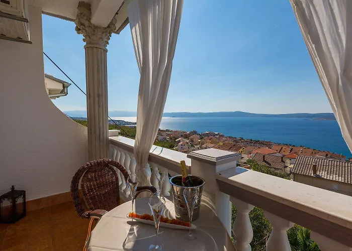 Einzigartiges Mit Grandiosen Meerblick, Pool, Bbq Und Nur 700 Meter Zum Crikvenica